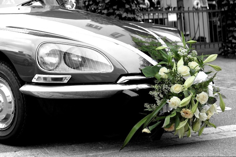 Autoschmuck - Zur Hochzeit